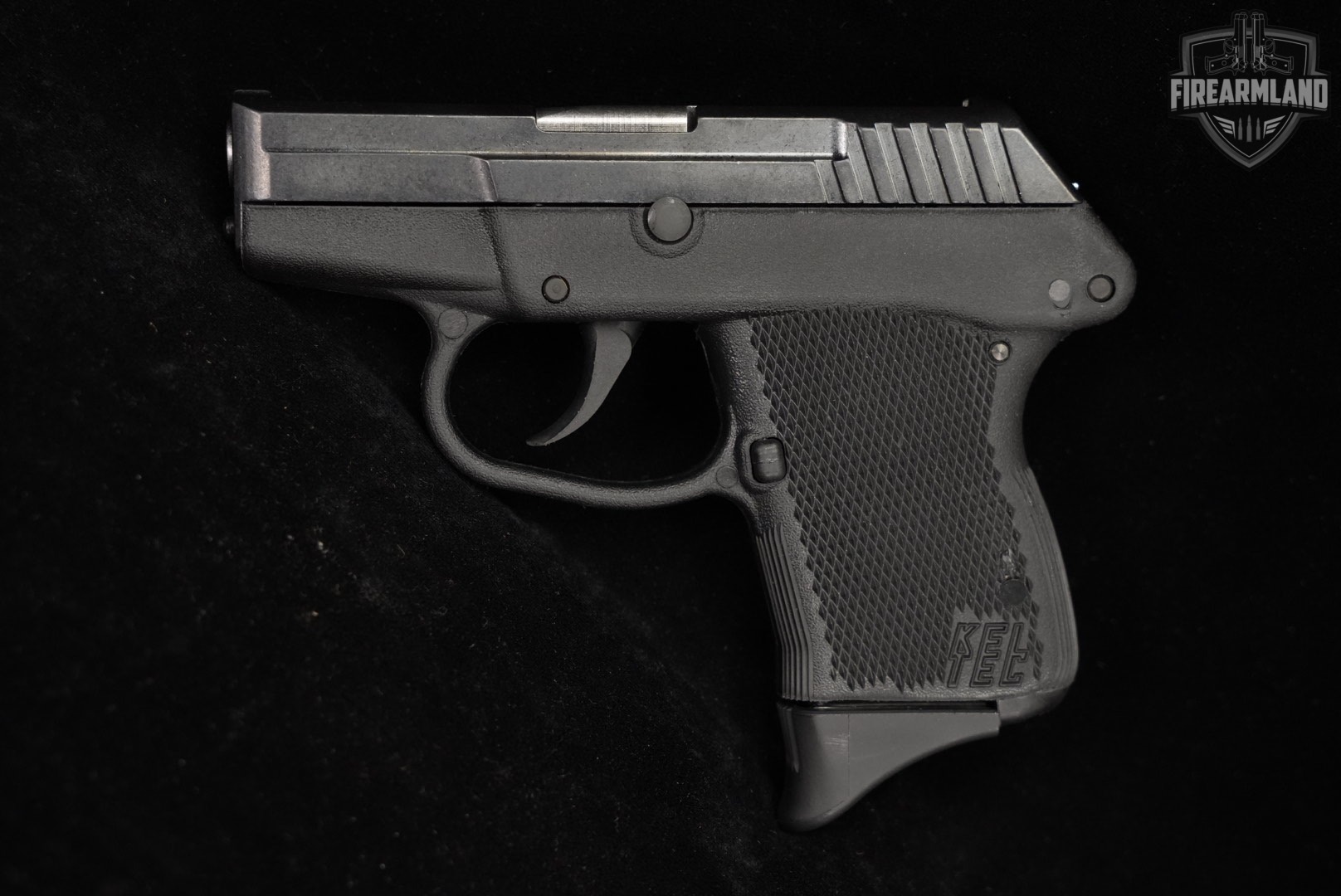 Kel-Tec P-32 32ACP 2.7 Blued KelTec P32 +ORIG CASE & HOLSTER-img-4