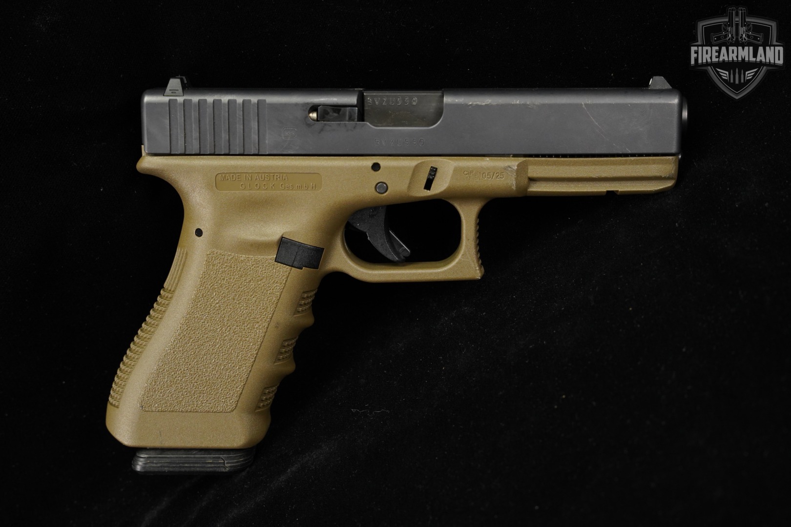 Glock 17 Gen3 G17 Gen 3 9mm 4.49" FDE +THREE MAGS-img-3