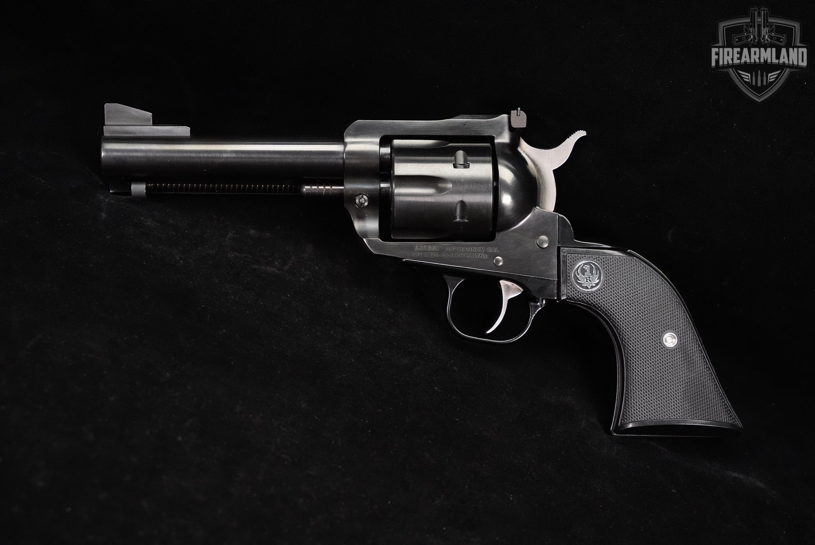 Ruger New Model Blackhawk 357 Magnum 4.62 Blued +ORIG BOX-img-4