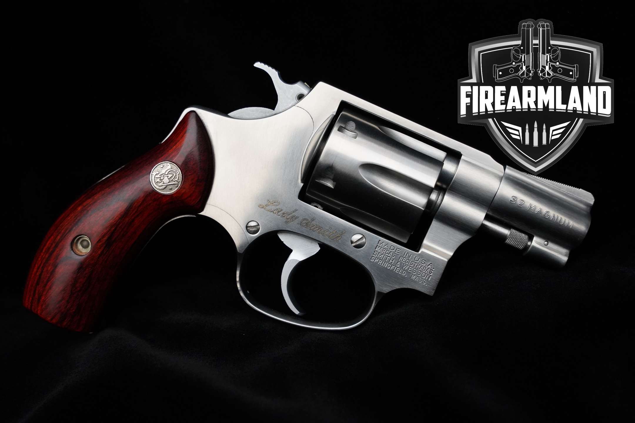 1990 Smith & Wesson (S&W) 631 Lady Smith .32 H&R MAG Stainless Steel in Excellent Condition Thumbnail