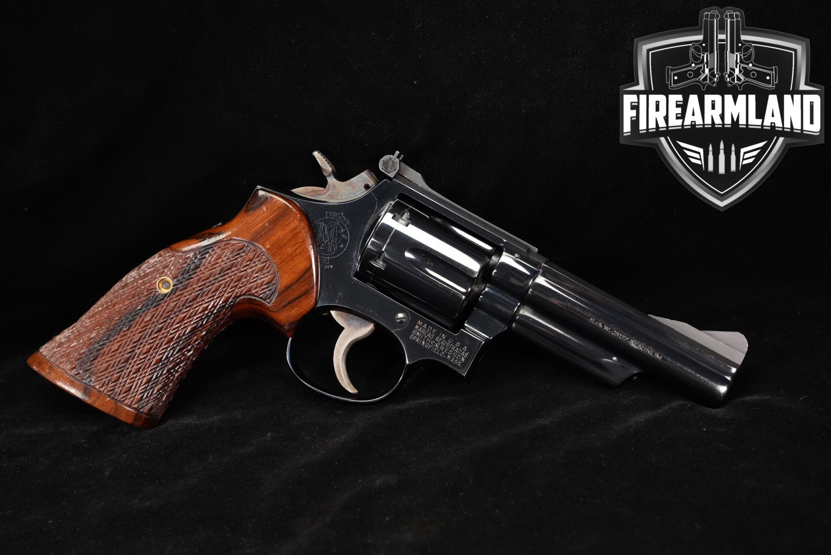 1955 Smith & Wesson (S&W) .357 Combat Magnum pre-Model 19 .357 Mag. Blued in Very Good Condition Thumbnail