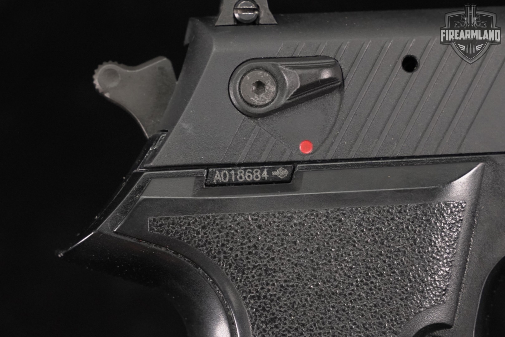 Sig Sauer Mosquito 22LR 4.5" THREADED +2 MAGS, ORIG BOX & HOLSTER-img-13
