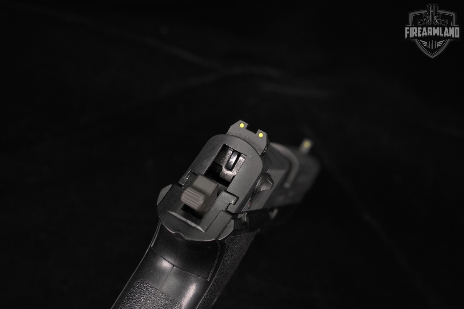 Sig Sauer Mosquito 22LR 4.5" THREADED +2 MAGS, ORIG BOX & HOLSTER-img-9
