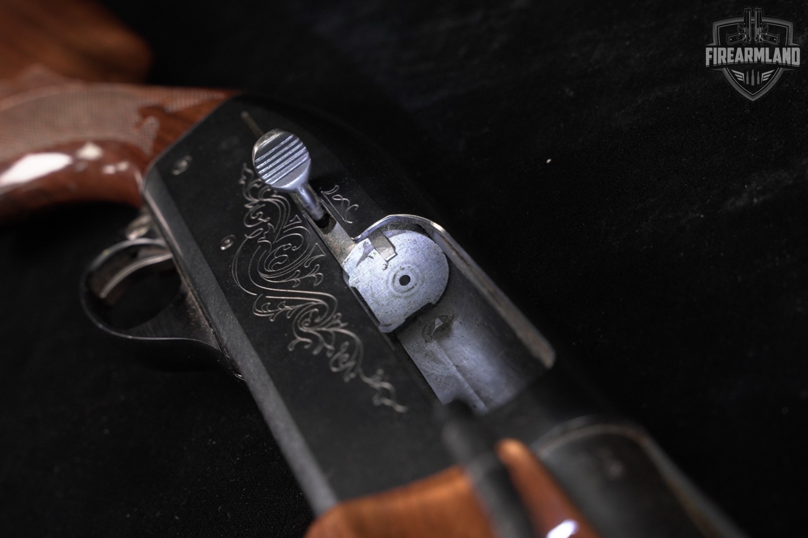 Remington Model 1100 Magnum 12-Gauge 28" Walnut M1100-img-16