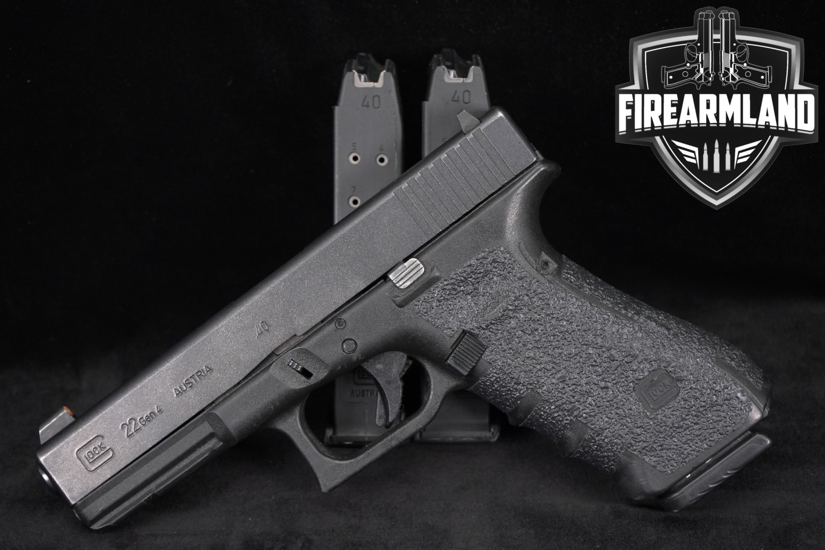 Glock 22 Gen4 .40 S&W Black in Very Good Condition Thumbnail