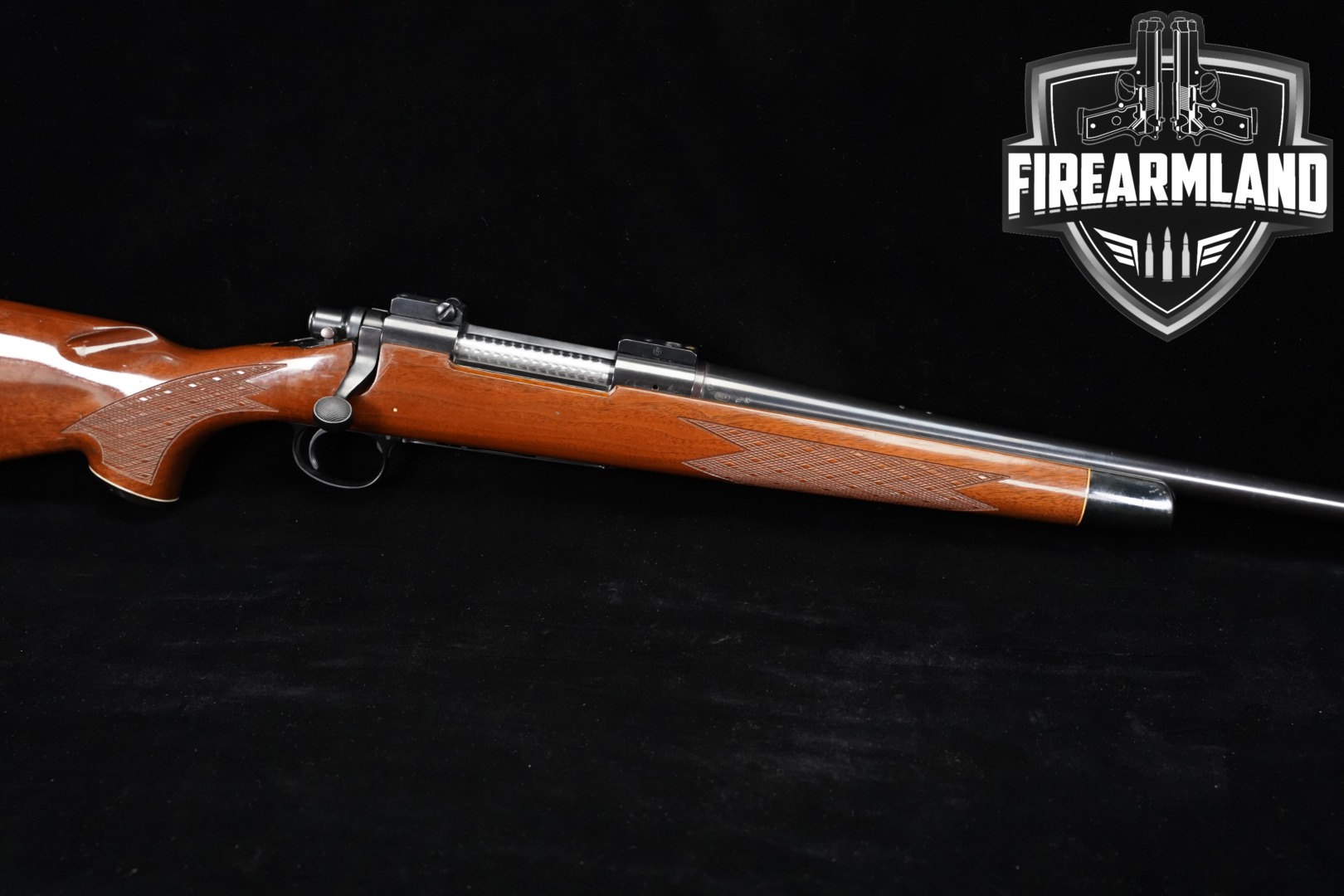 1979 Remington Model 700 BDL (Custom Deluxe) 8mm Remington Magnum Blued & Walnut in Good Condition Thumbnail