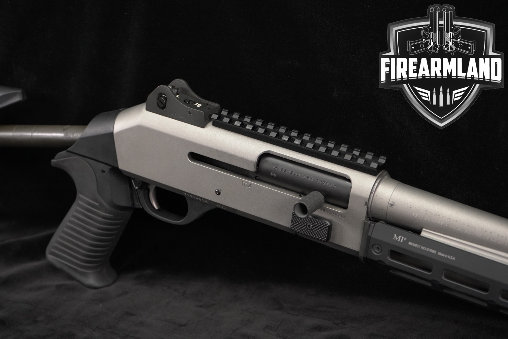 2022 Benelli M4 H2O Tactical 12 Gauge Grey in Good Condition Thumbnail