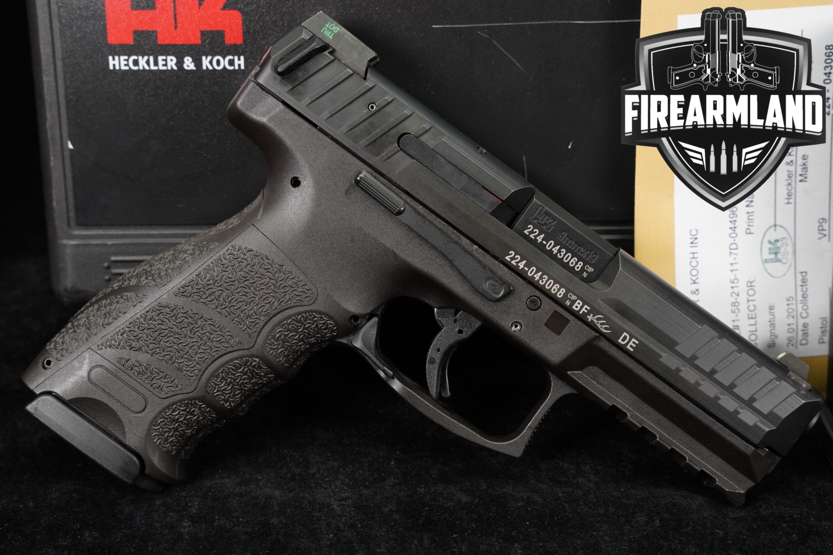 Heckler & Koch (H&K, HK) VP9 V1 9mm Luger Black in Excellent Condition Thumbnail