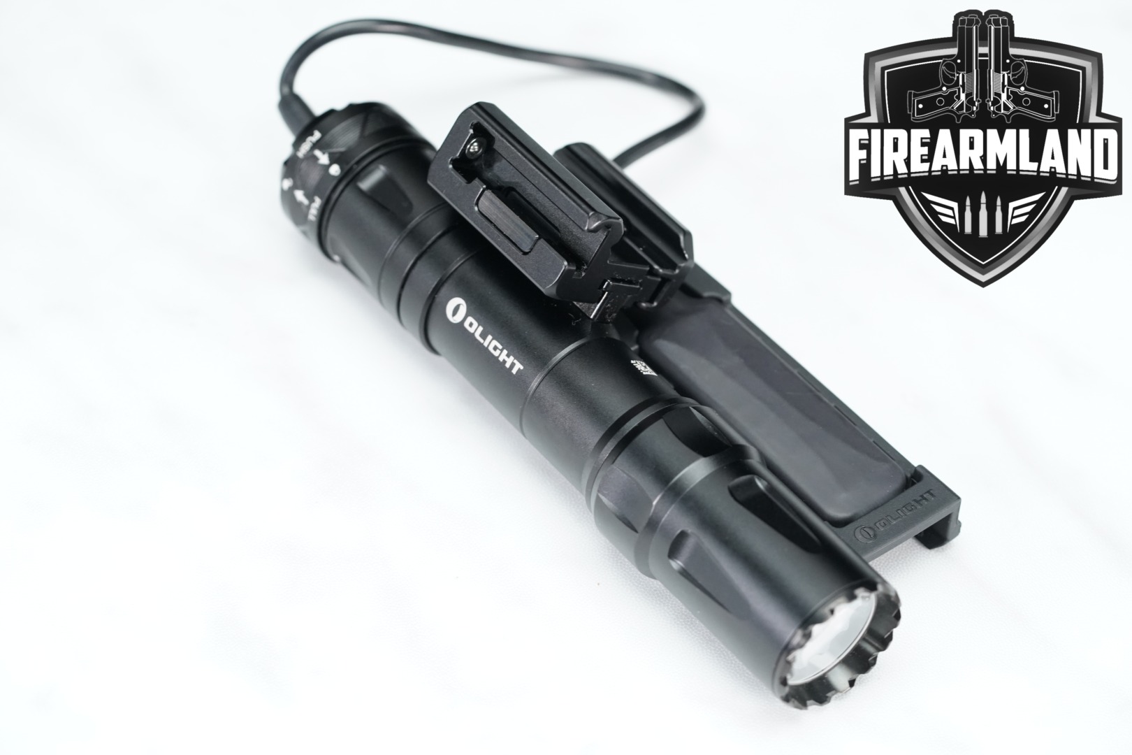 Olight オーディン　中古 Used OLight Odin Tactical Light Auction | FirearmLand