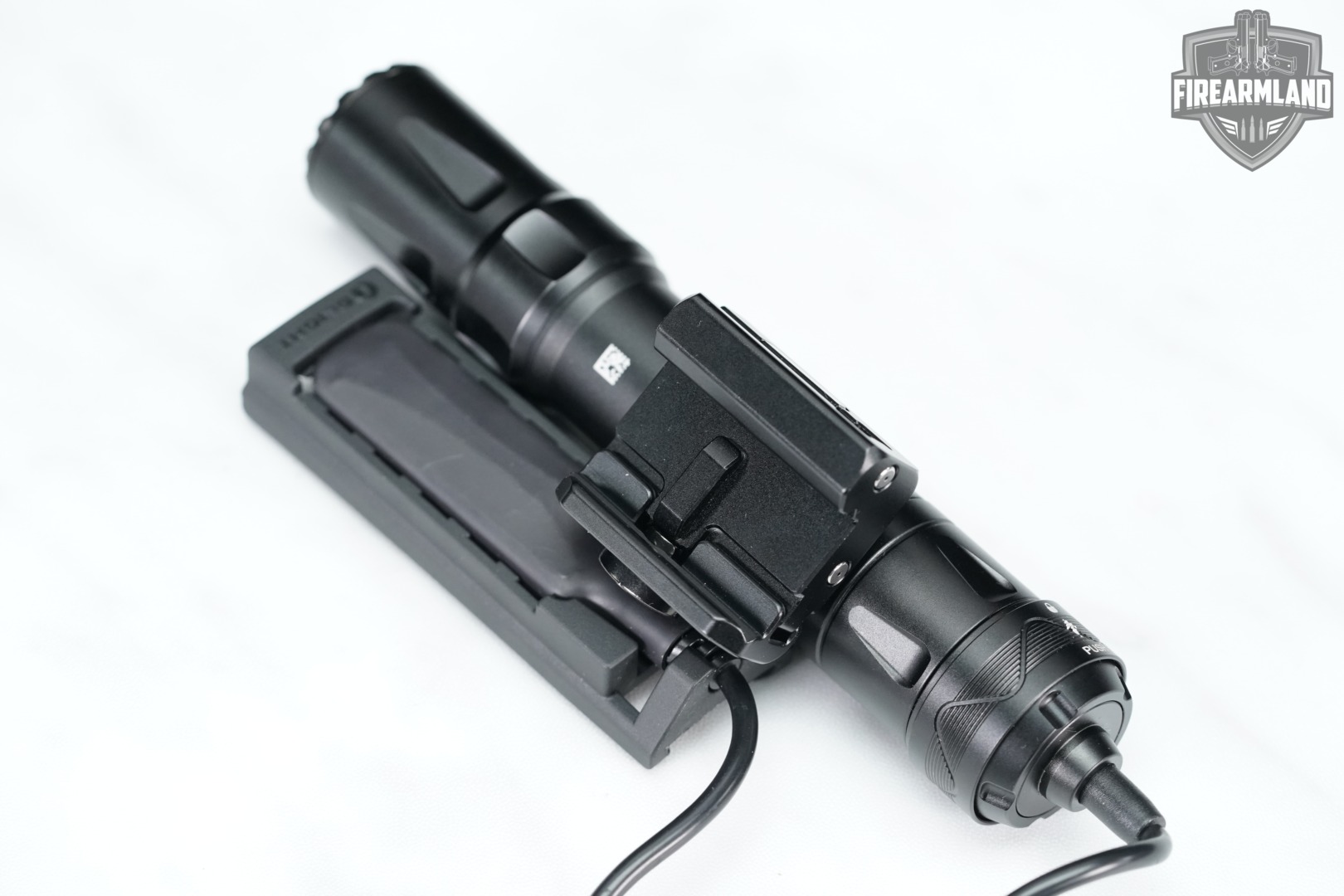 Olight オーディン　中古 Used OLight Odin Tactical Light Auction | FirearmLand