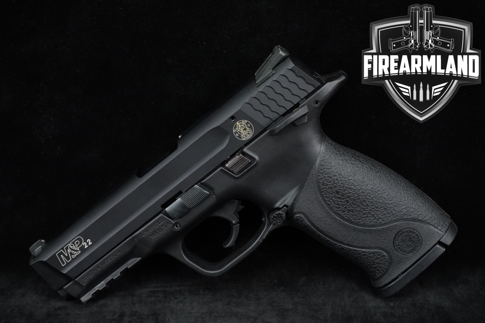 Smith & Wesson (S&W) M&P22 .22 LR Black in Excellent Condition Thumbnail