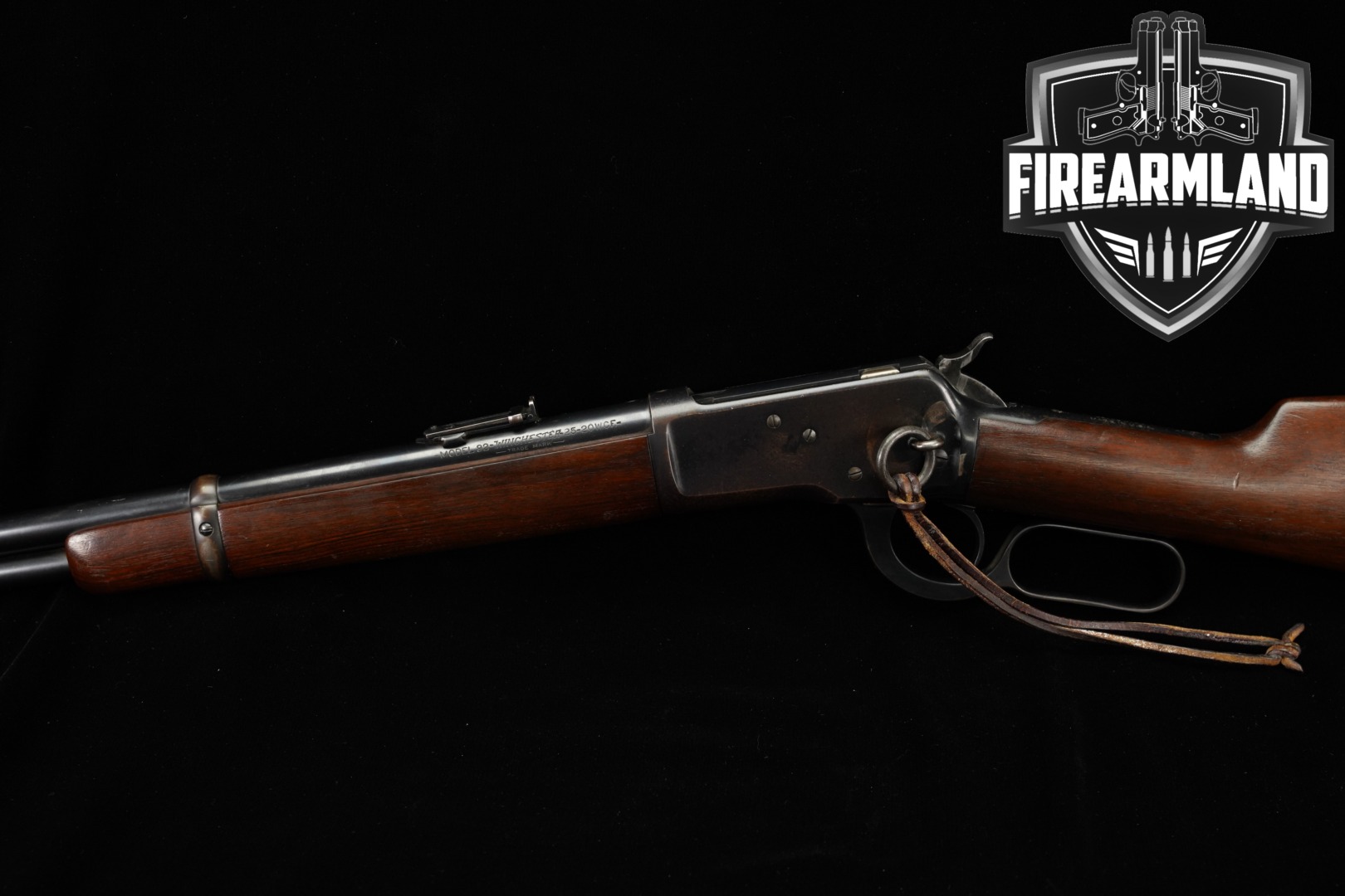 1927 Winchester Repeating Arms Model 92 Saddle Ring Carbine .25-20 Win. Blued & Walnut in Good Condition Thumbnail