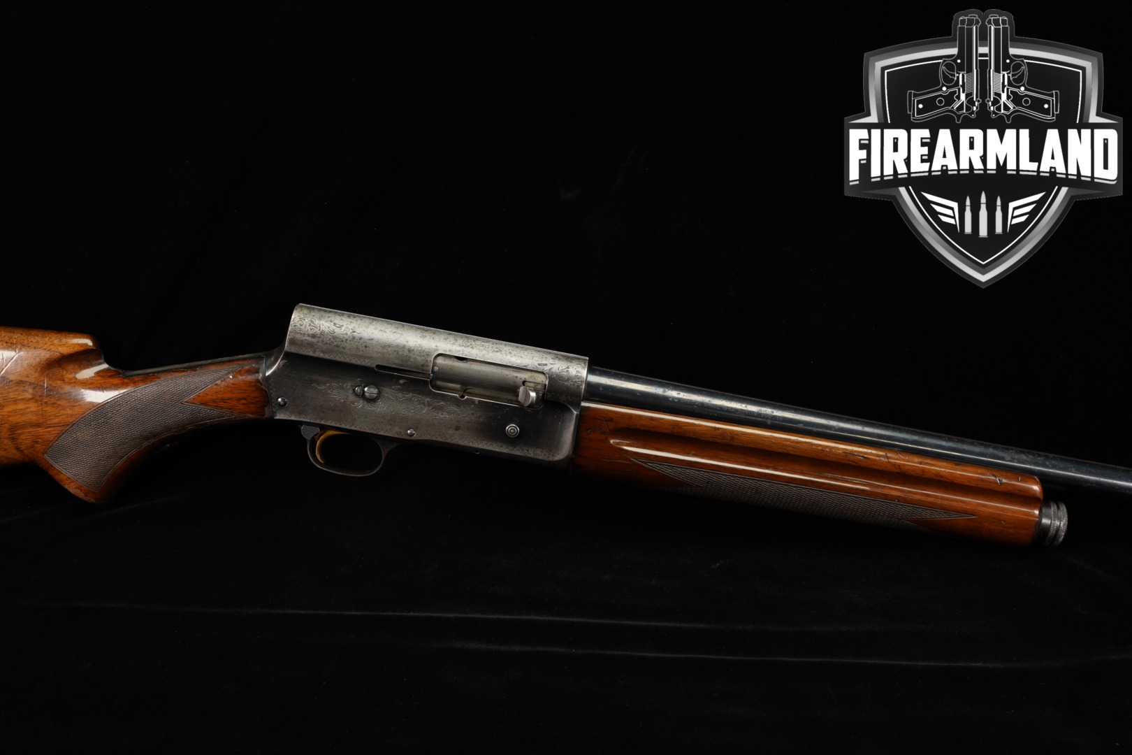 1974 Browning Auto-5 Light Twelve 12 Gauge Blued & Walnut in Fair Condition Thumbnail