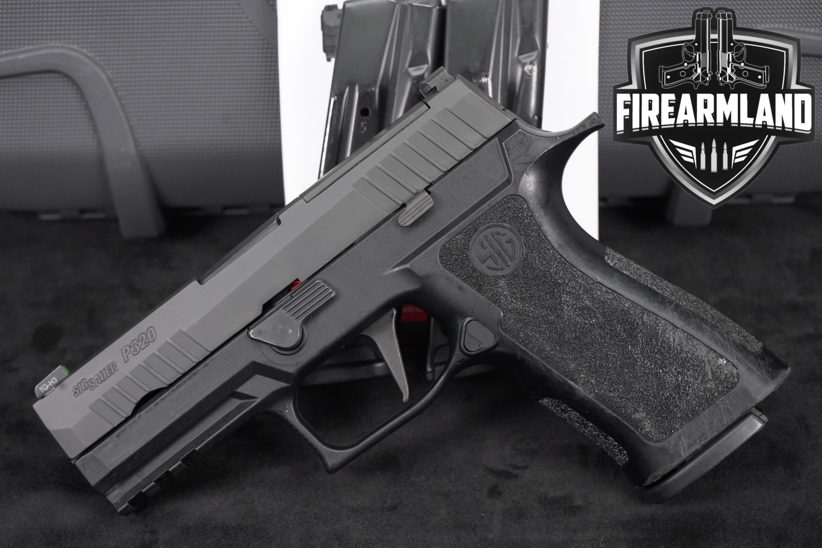 Sig Sauer P320 Carry Pro 9mm Luger Black in Good Condition Thumbnail