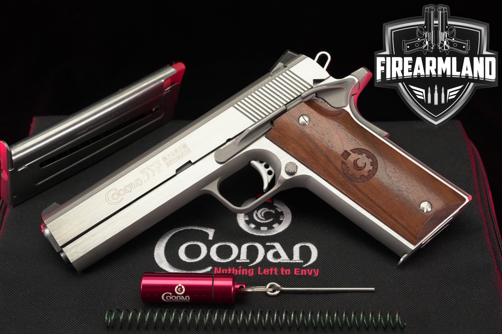 Coonan Classic .357 Mag. Stainless in Good Condition Thumbnail