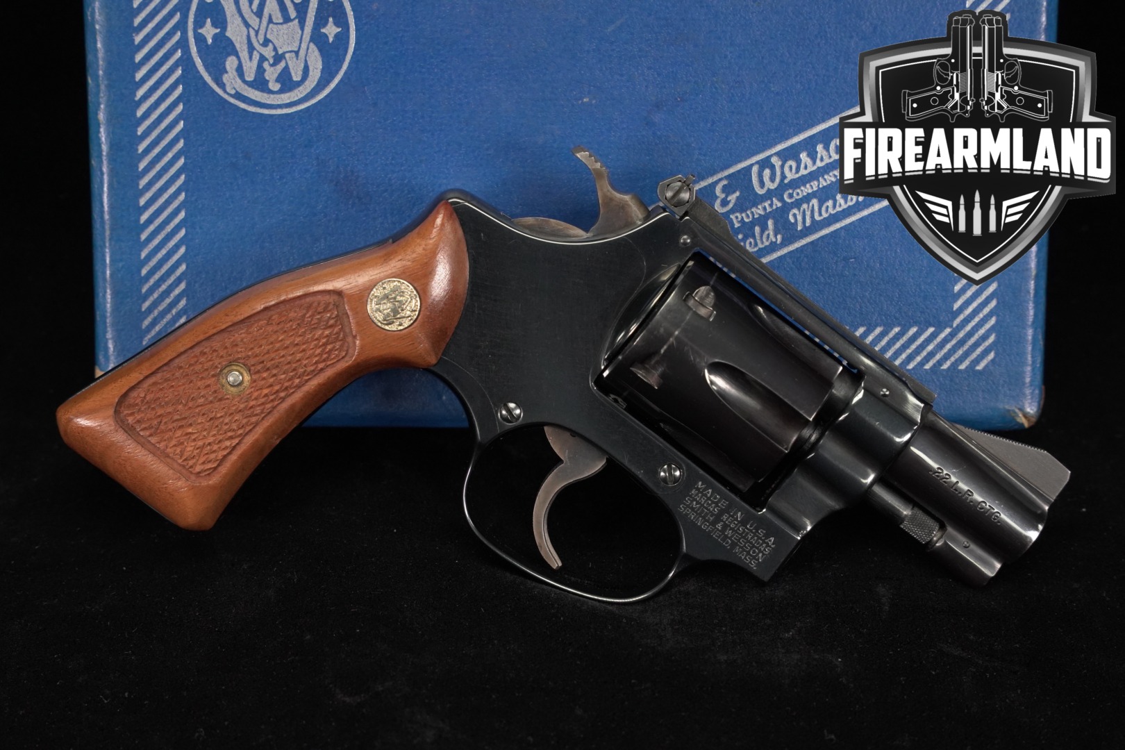 1981 Smith & Wesson (S&W) Model 34-1 .22/32 Kit Gun .22 LR Blued in Very Good Condition Thumbnail