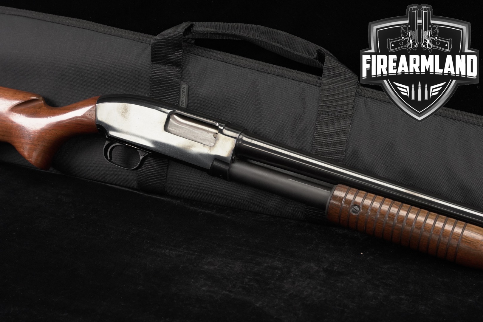 1961-1962 Winchester Model 12 Featherweight 28 Blued & Walnut M12 +CASE-img-0