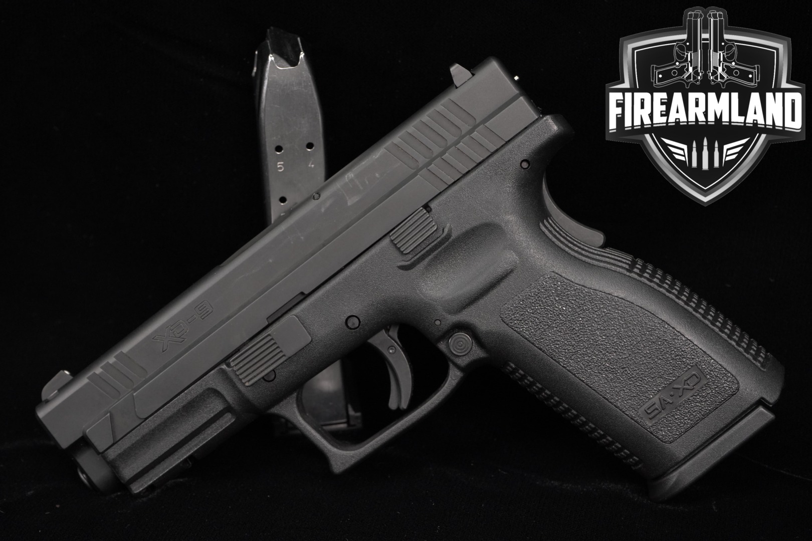 Springfield Armory XD-9 Service Model 9mm Luger Black in Good Condition Thumbnail