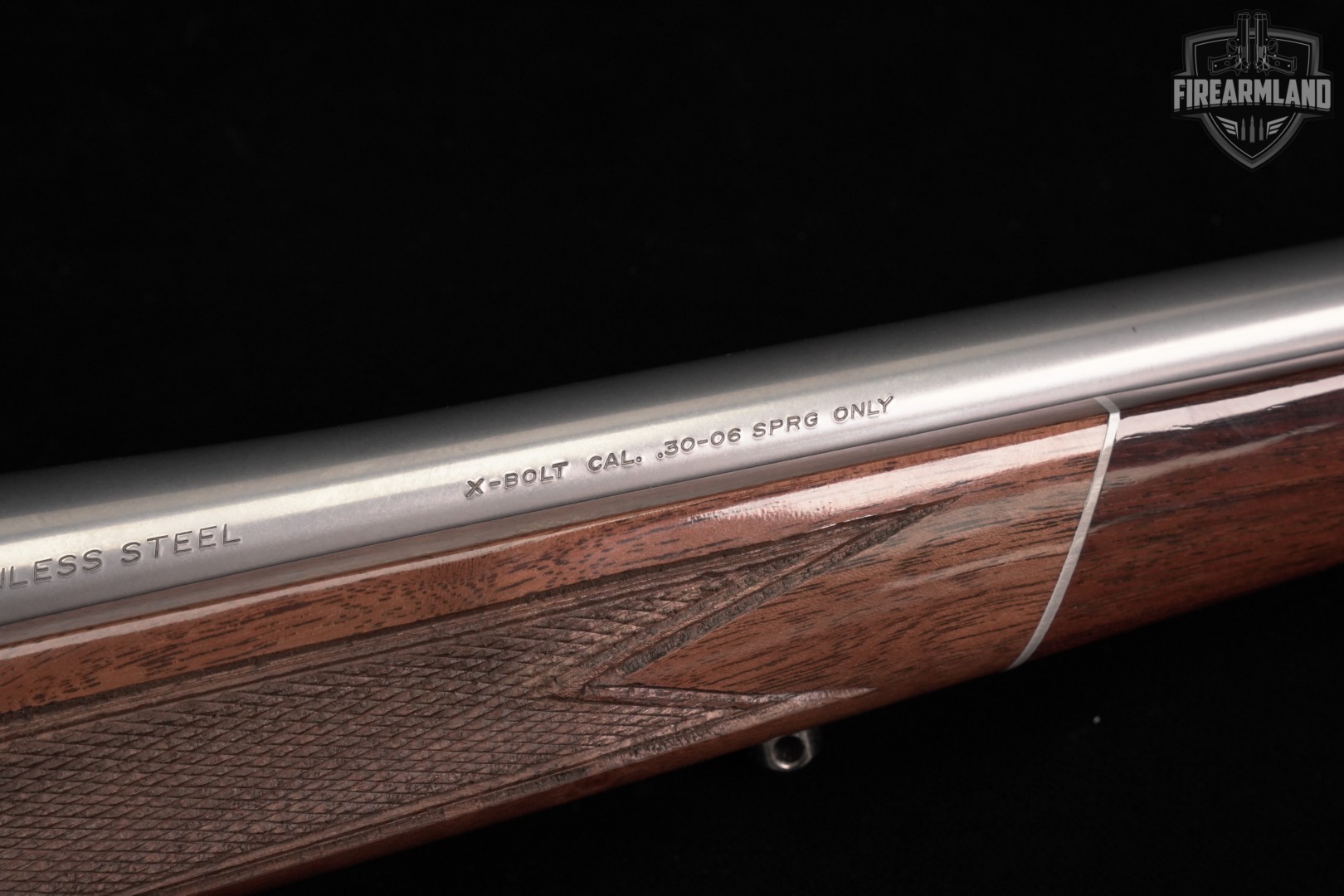 LIKE-NEW Browning X-Bolt White Gold Medallion 30-06 22" XBolt-img-18