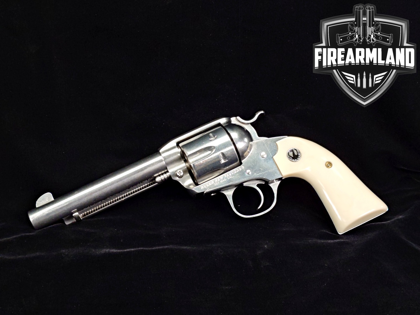 2009 Sturm Ruger New Vaquero .357 Mag. High-Gloss Stainless in Excellent Condition Thumbnail