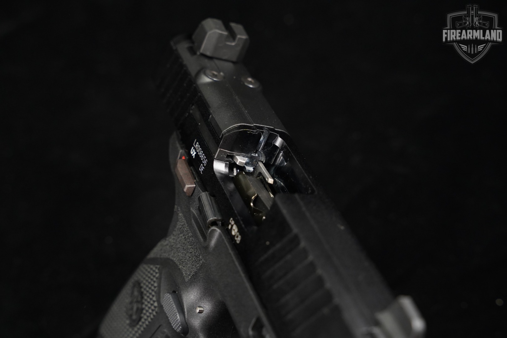 FN 502 Tactical 22LR Optics-Ready 4.5" FN502 THREADED +2 MAGS & ORIG CASE-img-12