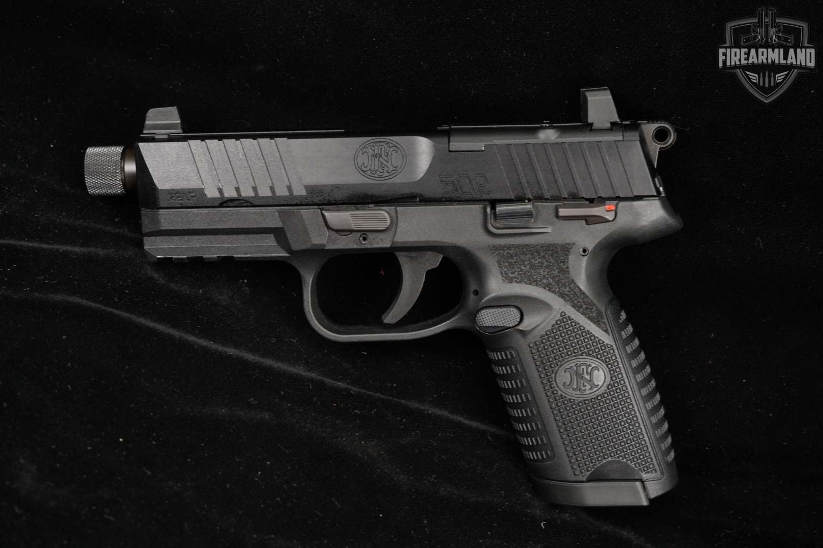 FN 502 Tactical 22LR Optics-Ready 4.5" FN502 THREADED +2 MAGS & ORIG CASE-img-5