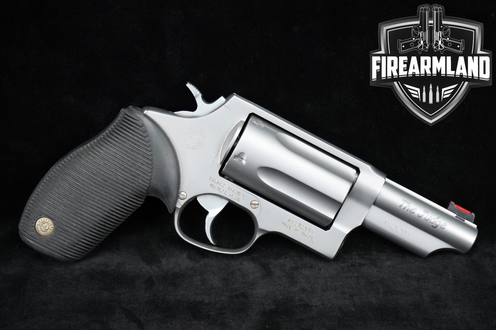 Taurus Judge .45 LC/.410 Stainless in Very Good Condition Thumbnail