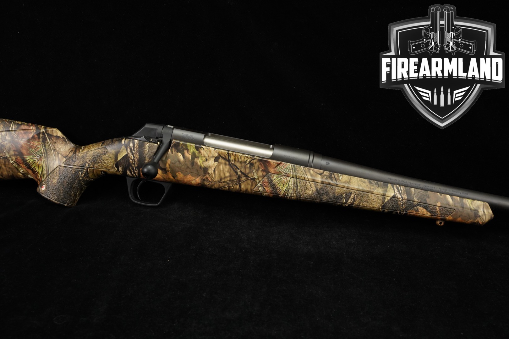 2015 Winchester Repeating Arms XPR Hunter, Mossy Oak Break-Up Country .270 Win. Black & Mossy Oak Break-Up Country in Excellent Condition Thumbnail