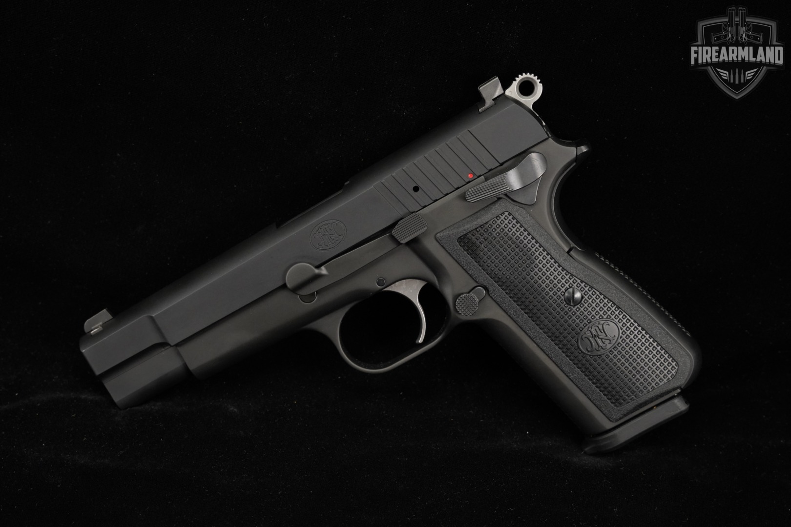 FN High Power 9mm 4.7 Hi +3 MAGS & ORIG CASE-img-4