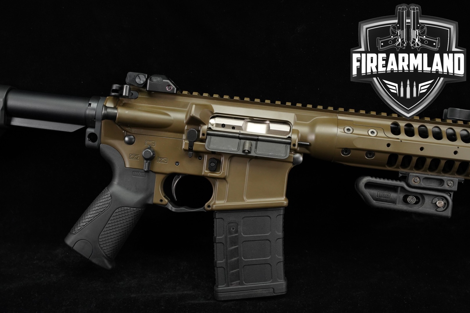 LWRC International SIX8 UCIW 6.8 SPC II Earth-Tone & Black in Excellent Condition Thumbnail