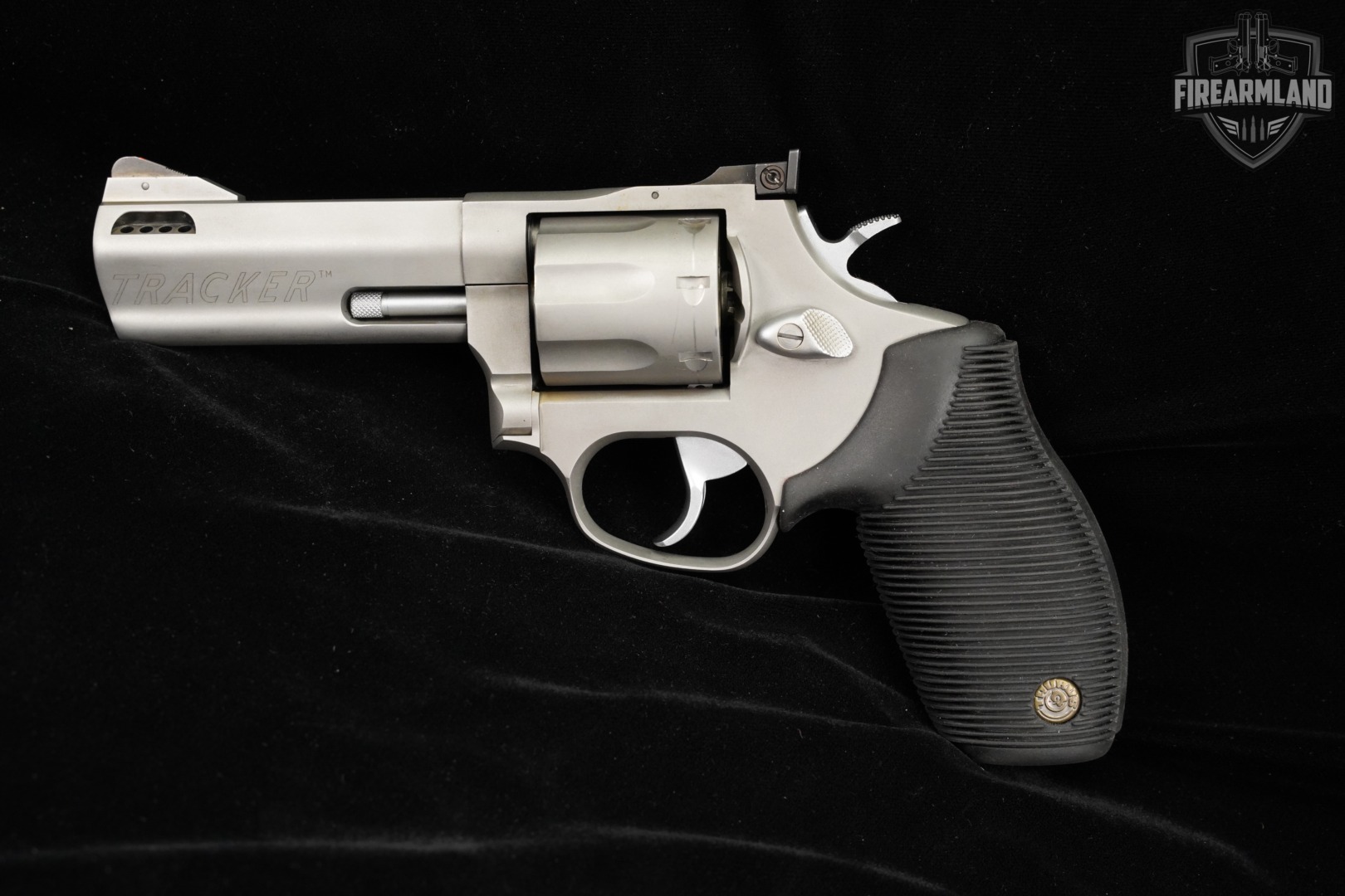 Taurus Model 627 Tracker 357 Magnum 4" Stainless M627 +ORIG CASE-img-4