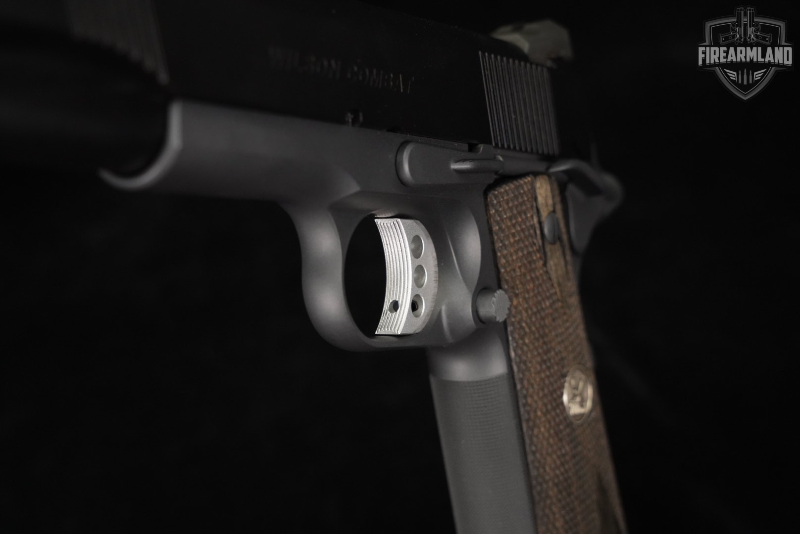 DESIRED Wilson Combat Tactical Supergrade 45 ACP WC 1911 +5 MAGS, CASE-img-11