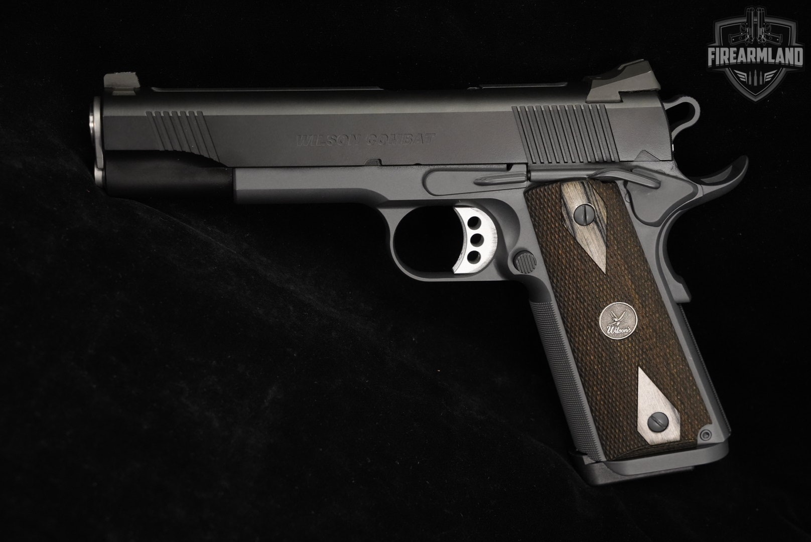 DESIRED Wilson Combat Tactical Supergrade 45 ACP WC 1911 +5 MAGS, CASE-img-4