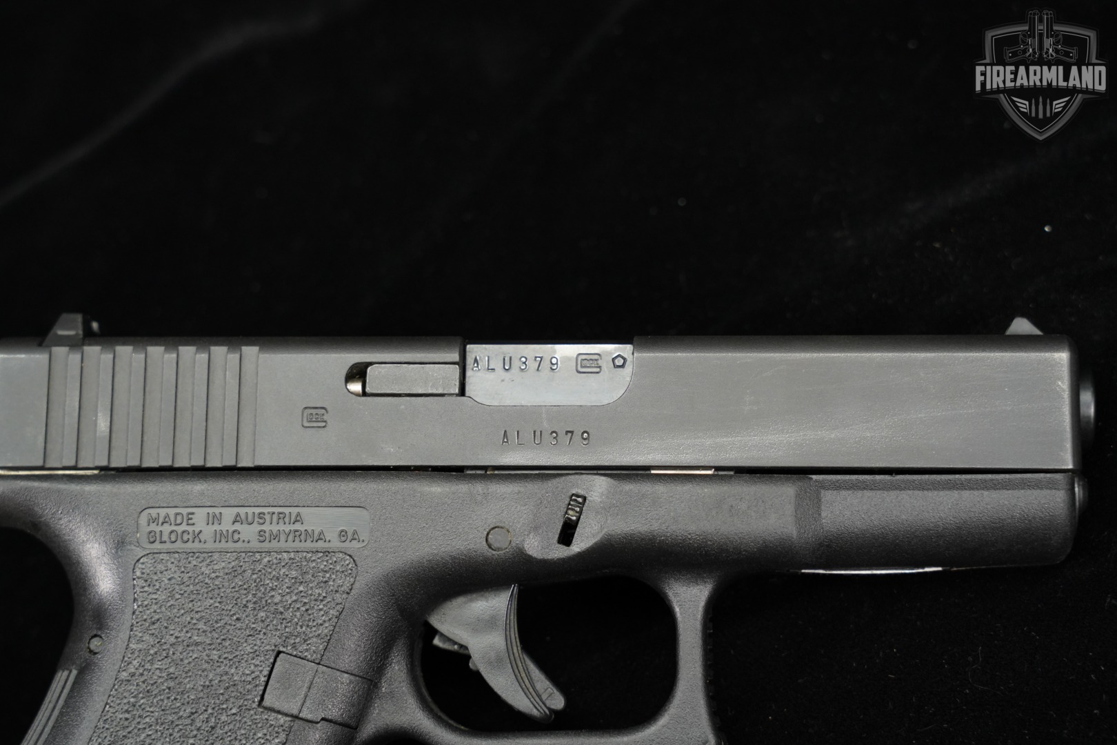 Glock 19 Gen2 G19 Gen 2 9mm 4.02 +TWO MAGS, CASE-img-14
