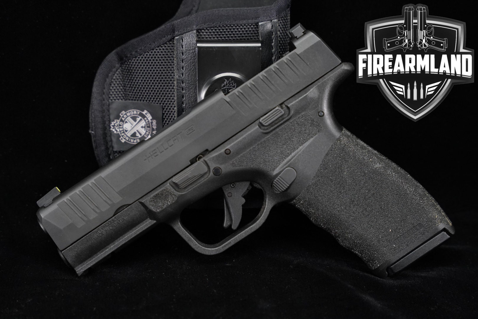 Springfield Armory Hellcat Pro OSP 9mm Luger Black in Very Good Condition Thumbnail