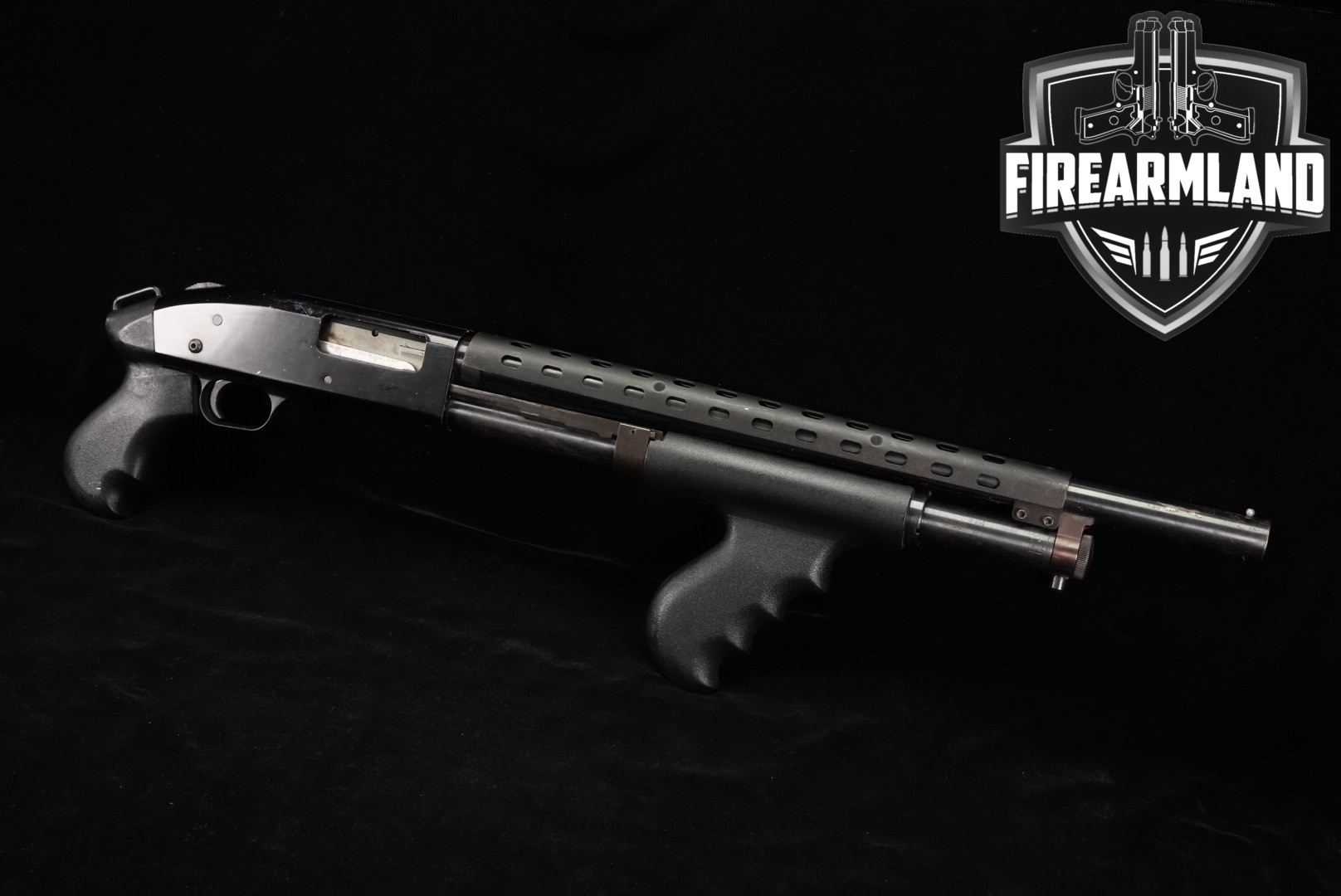 Mossberg Model 500A 12 Gauge Blued & Synthetic in Good Condition Thumbnail