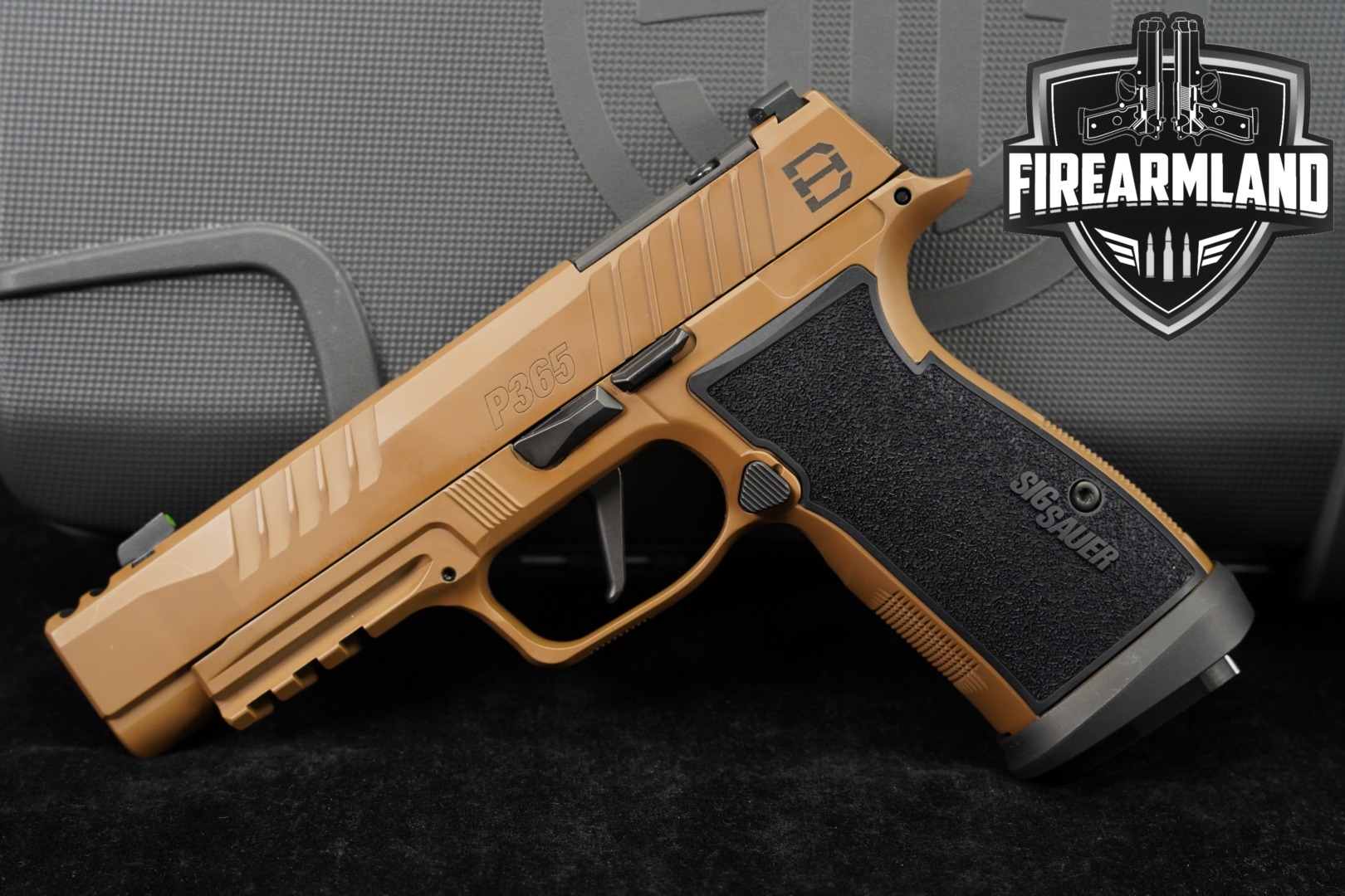Sig Sauer P365 DH3 AXG 9mm Luger Coyote in Excellent Condition Thumbnail