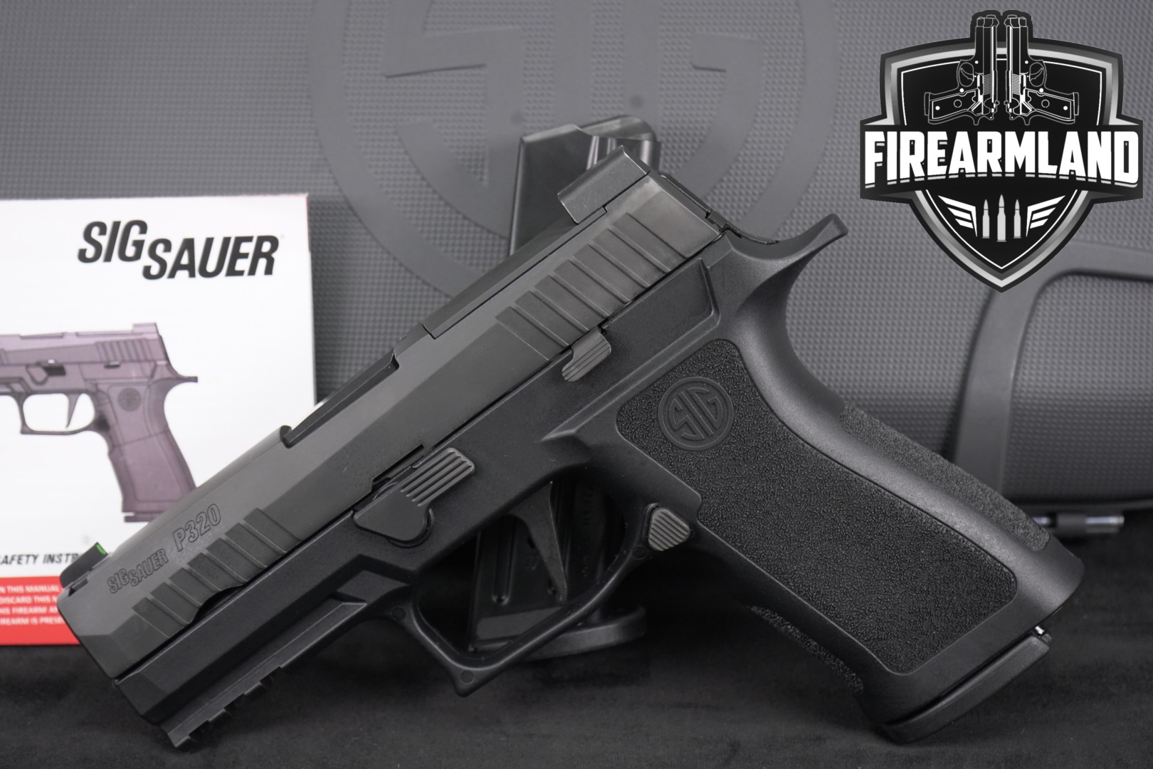 Sig Sauer P320 XCarry, XSeries 9mm Luger Black in Excellent Condition Thumbnail
