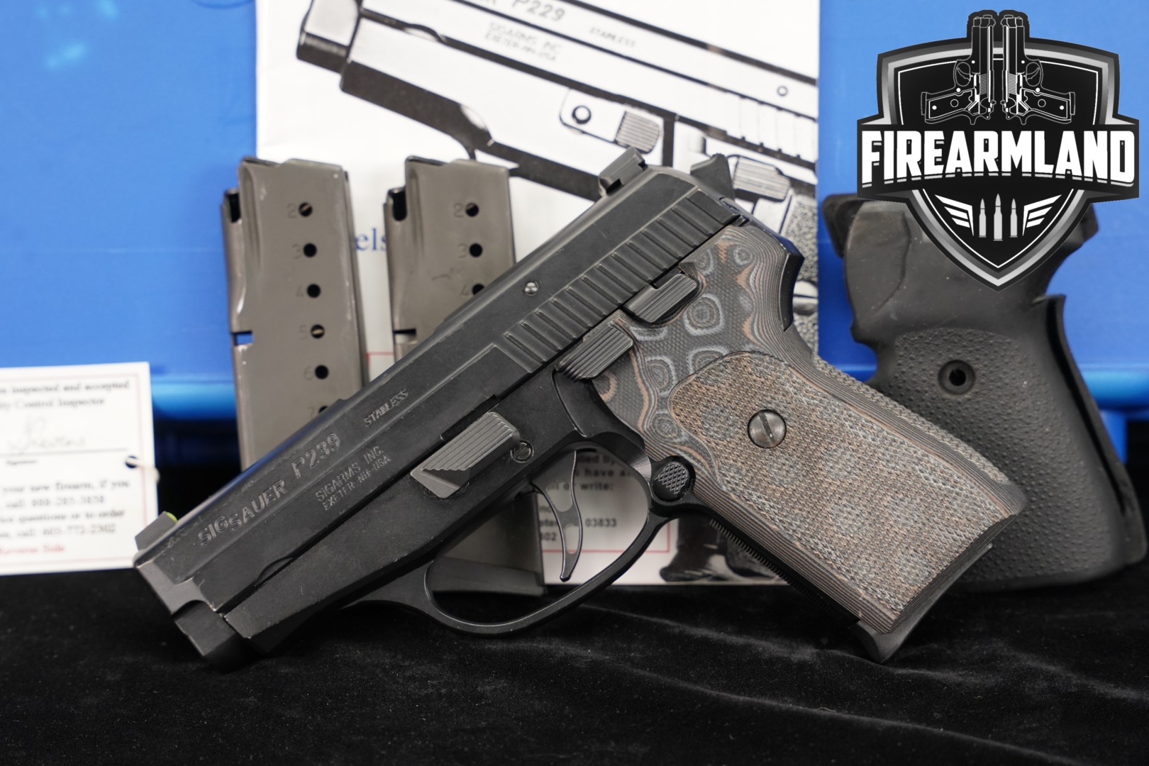 Sig Sauer P239 9mm Luger Stainless in Good Condition Thumbnail