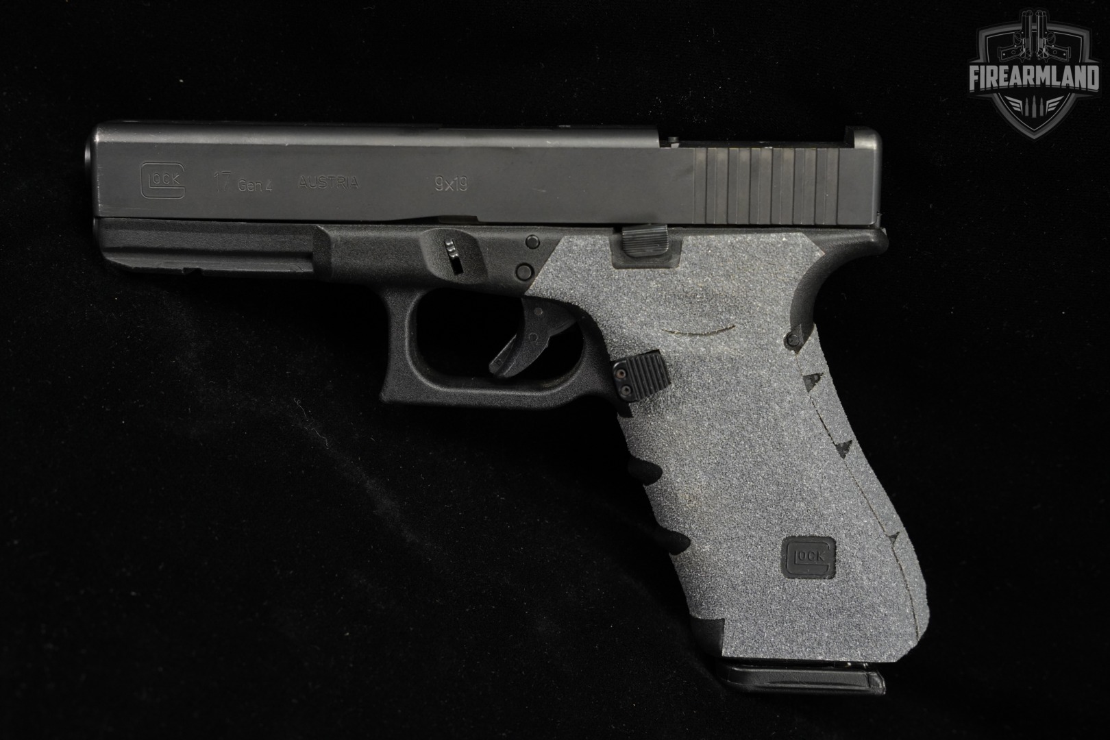 Glock 17 Gen4 G17 Gen 4 9mm 4.49" +2 MAGS-img-4