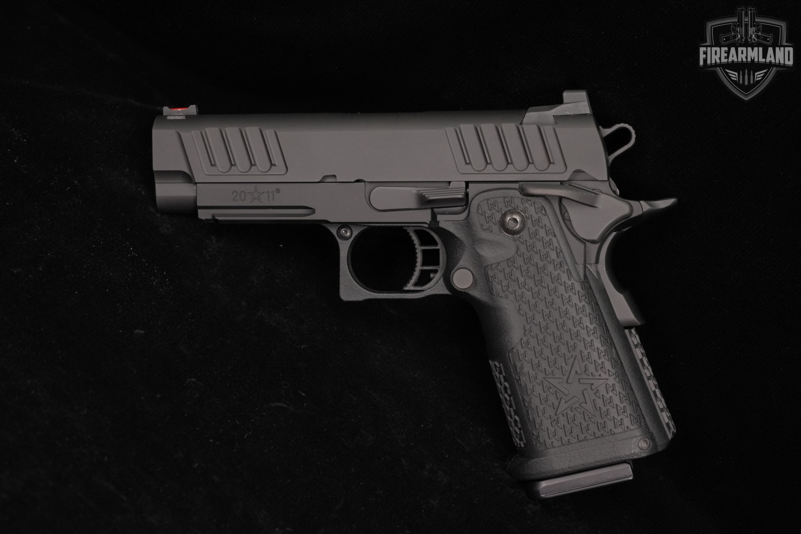Staccato C2 9mm 3.9" STI 1911 2011 +3 MAGS & ORIG CASE-img-3