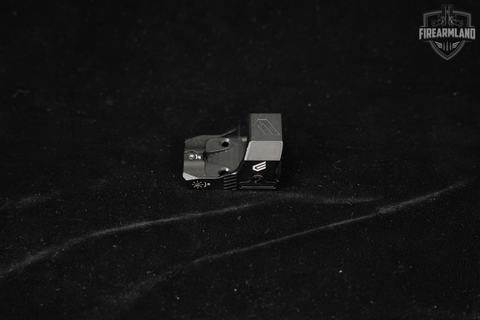 SEVEN RED DOT SIGHT 7 Crimson Trace Sig Sauer Sightmark Firefield Cyelee-img-4