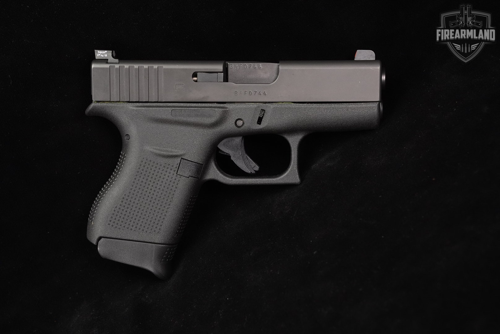 Glock 43 G43 Slimline 9mm 3.41" +2 MAGS & ORIG CASE-img-4