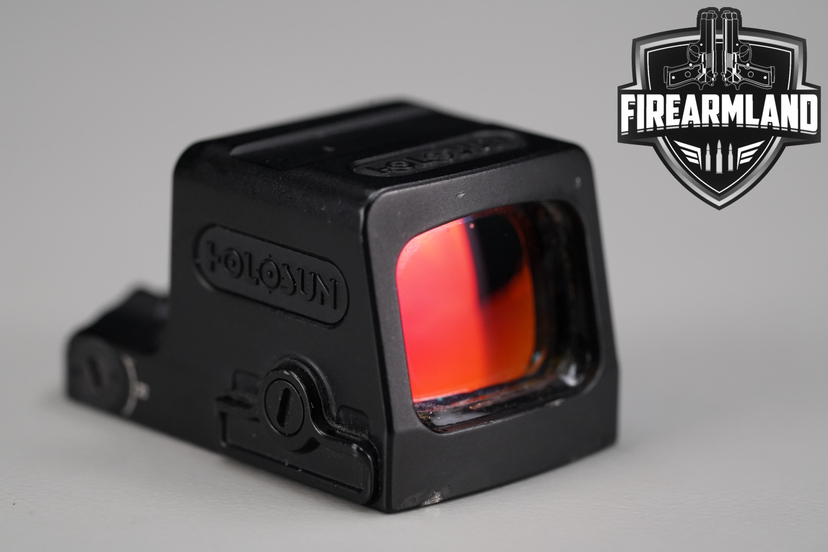 Holosun EPS CARRY Red 2 2 MOA Red Dot in Very Good Condition Thumbnail