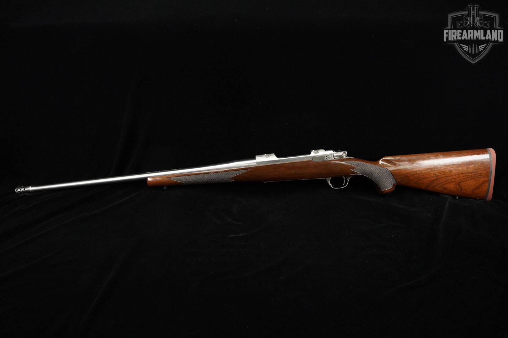 Ruger M77 Hawkeye Hunter 300 Win Magnum 24" M-77-img-2