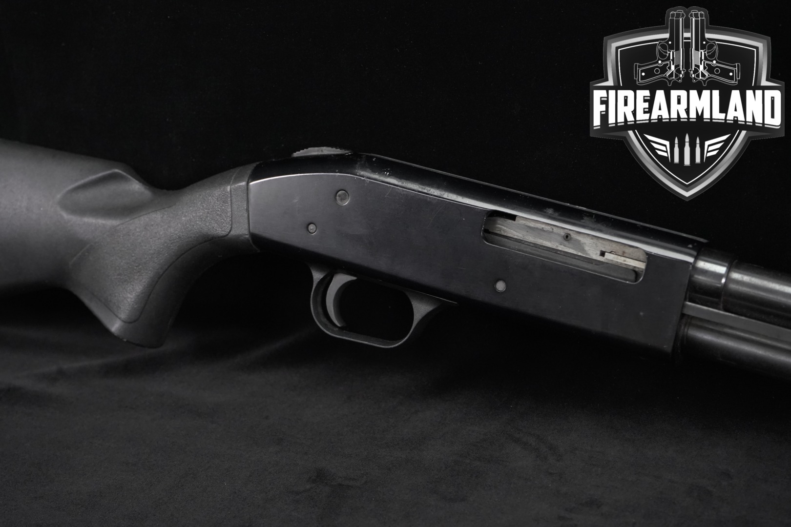 Mossberg 500E Bantam .410 Bore Black & Synthetic in Good Condition Thumbnail
