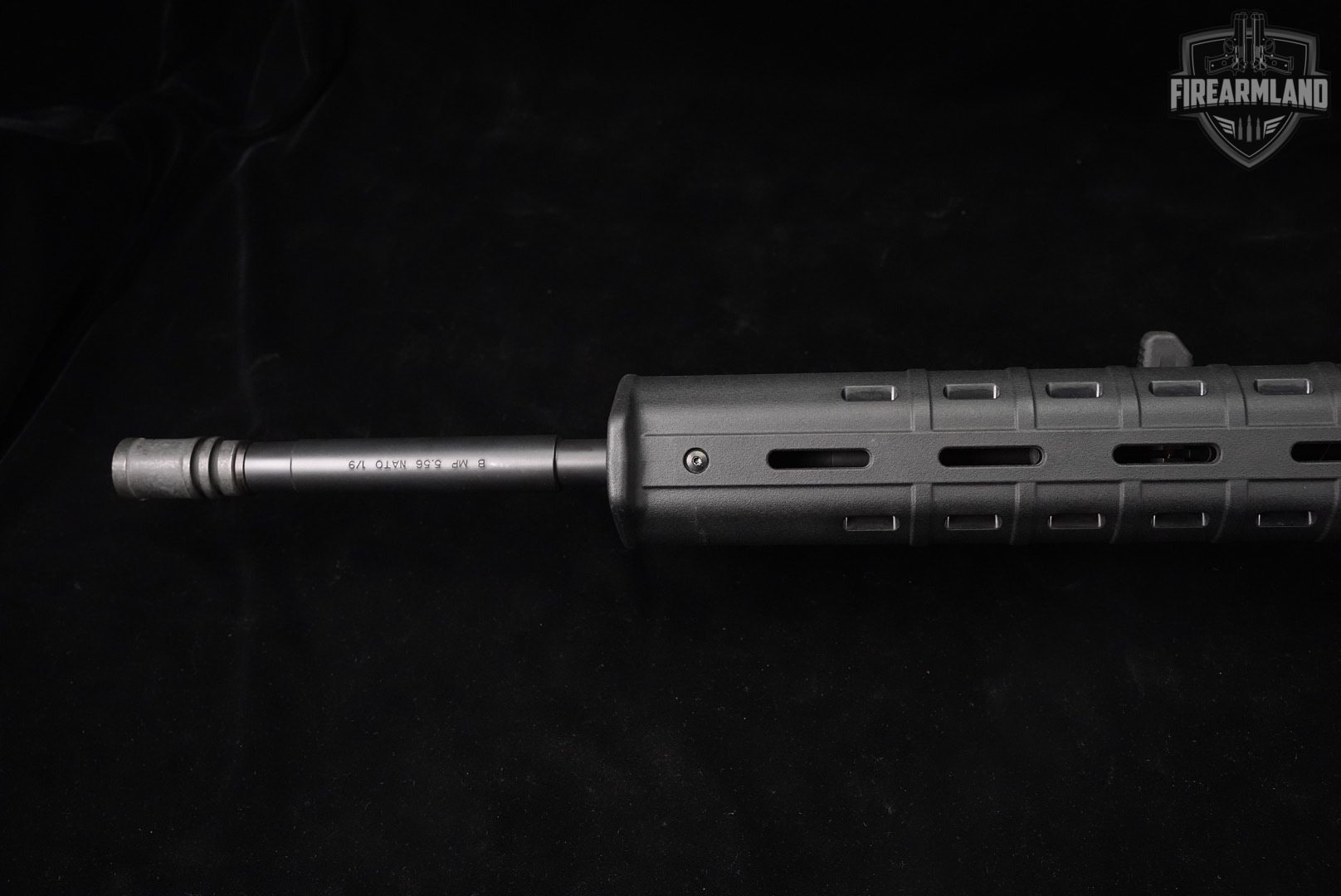 Bushmaster Model BACR 5.56 NATO 16.5" +2 MAGS-img-14