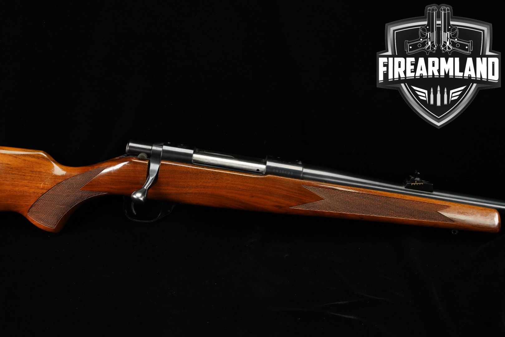 Smith & Wesson (S&W) Model 1500 Standard .270 Win. Blued & Walnut in Good Condition Thumbnail