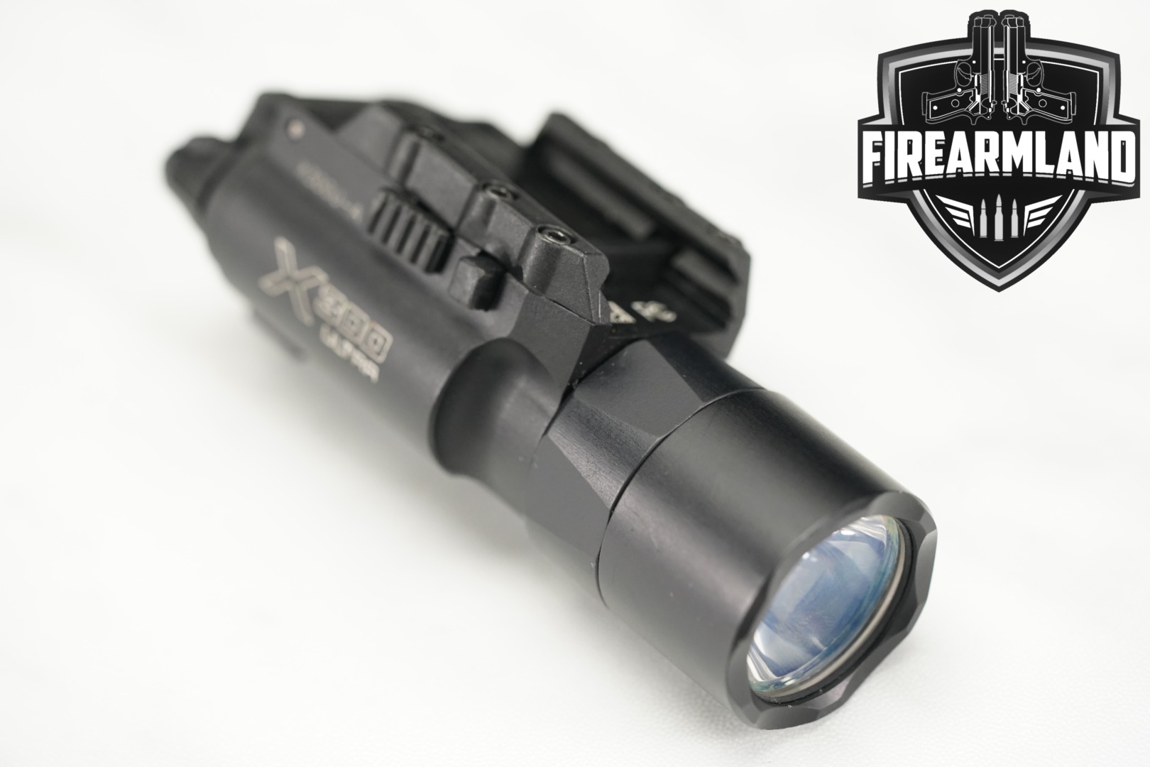SureFire X300 Ultra Weapon Light X-300-img-0