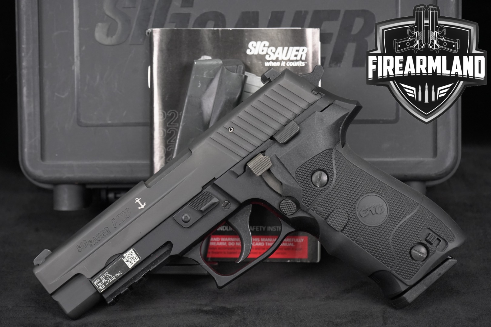 Search results for 'Sig Sauer MK25 P226 USN 9mm Sig-Sauer-MK25